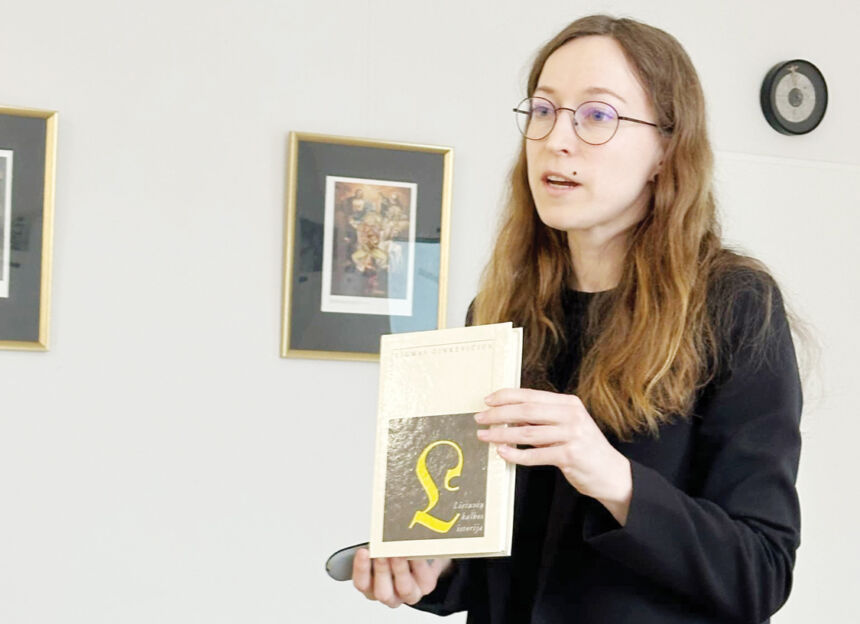 Lietuvių kalbos raidos etapus ir dabartį pristatė premijos laureatė