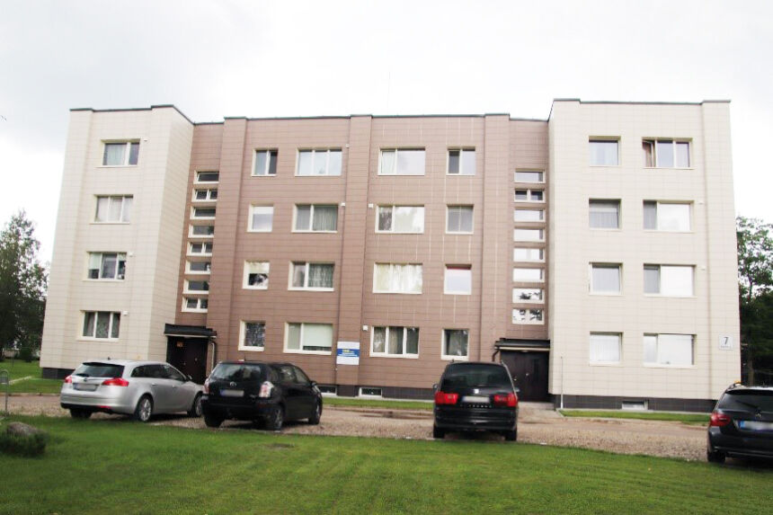 UKMERGĖS RAJONE PAGAL DAUGIABUČIŲ NAMŲ ATNAUJINIMO (MODERNIZAVIMO) PROGRAMĄ ATNAUJINTAS 100-ASIS DAUGIABUTIS NAMAS