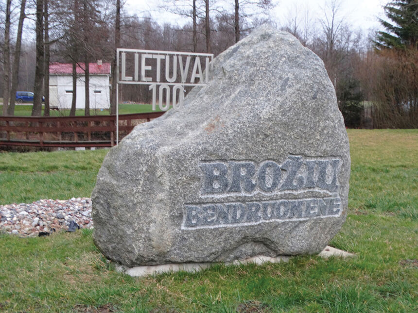 Brožiai – iš nykstančio kaimo į sumaniųjų kaimų lyderius