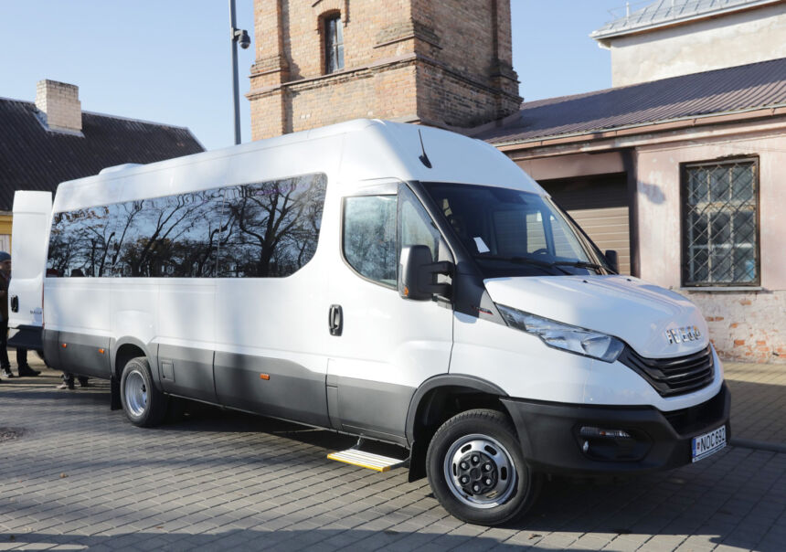 Mokyklinis autobusas – nebe geltonas