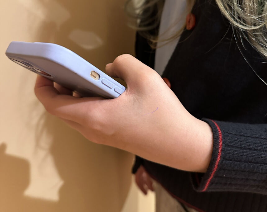 Teks keisti mobiliųjų telefonų naudojimo įpročius