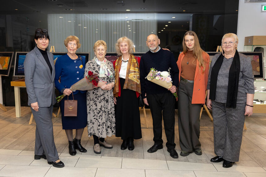 Seimo lankytojų centre – ukmergiškių kūryba