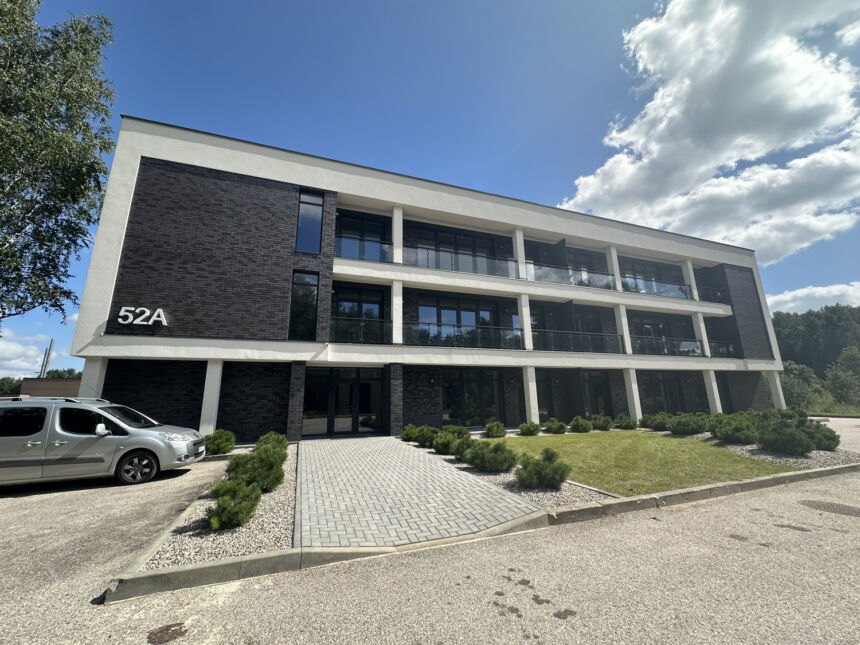 Vietoje apleisto boulingo – šiuolaikiški būstai