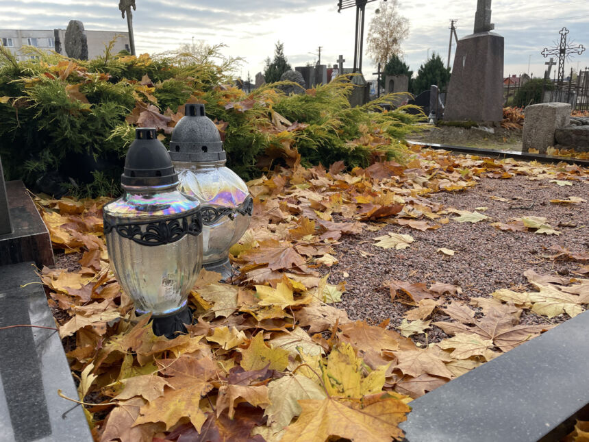 Nė viena kapavietė nėra paskelbta neprižiūrima