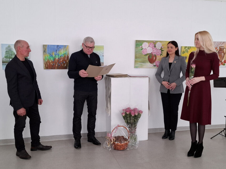 Atidaryta kasmetinė rajono tautodailininkų kūrinių paroda