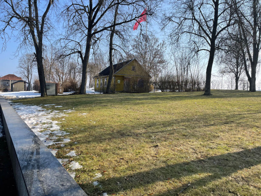 Namą Pilies parke norėtų įsigyti Savivaldybė
