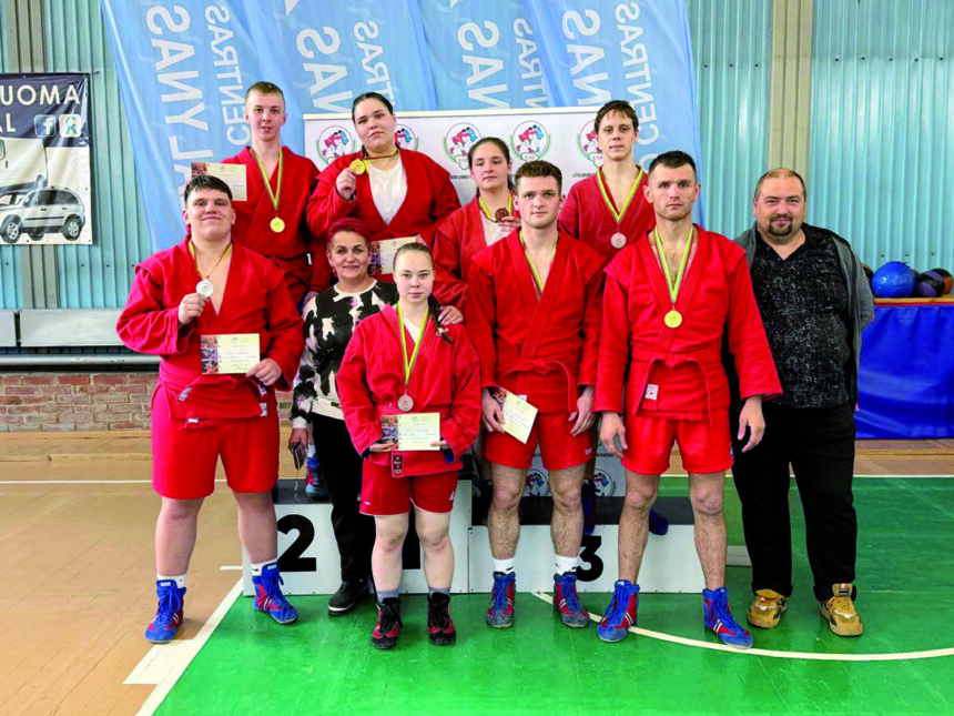 Lietuvos suaugusių sportinio ir kovinio sambo čempionatuose iškovojo pergales
