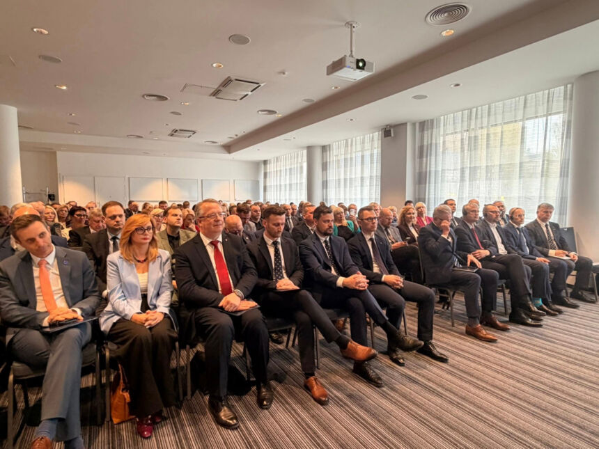 Vienas iš svarstytų klausimų – dėl merų algų