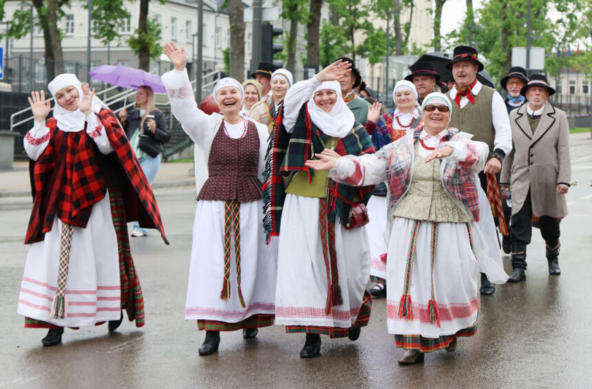 Suskambo festivalis „Ant kalno klevelis“