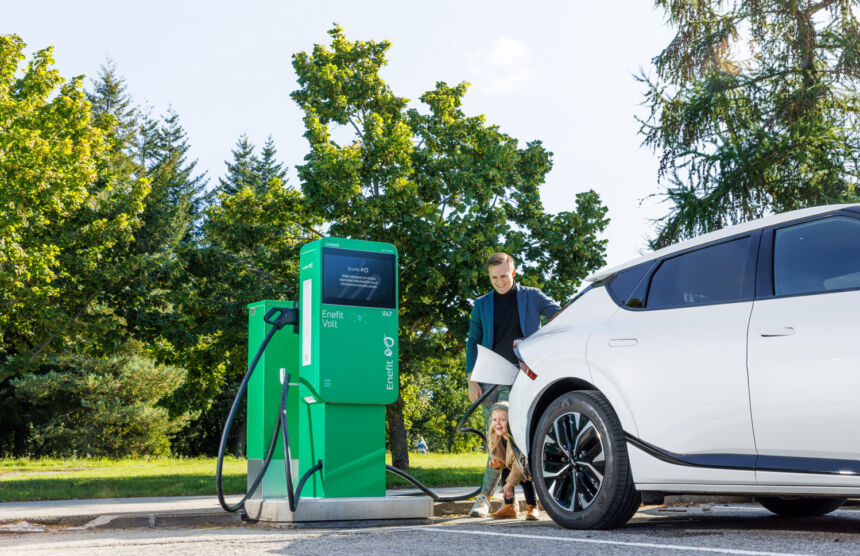 „Enefit“ kviečia pažinti Ukmergę elektromobiliu