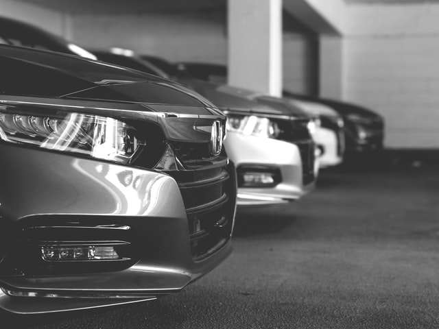 Naudoti automobiliai: penki taškai, kurie atskleis tikrąją naudoto automobilio būklę