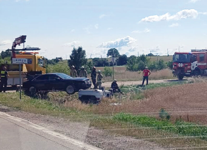 Avarijose nukentėjo žmonės
