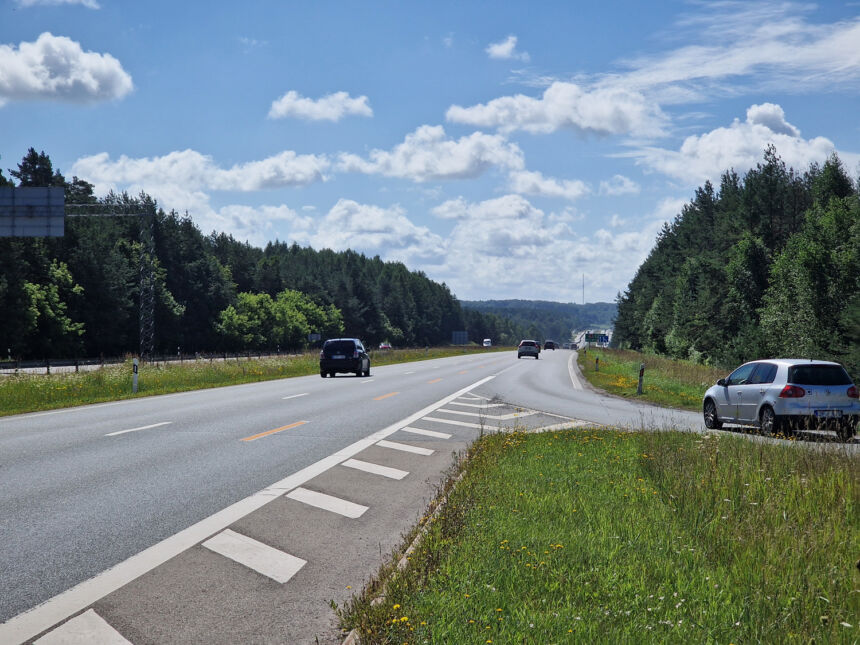 Remontuos ne tik tiltą, bet ir dalį apylankos autostradoje