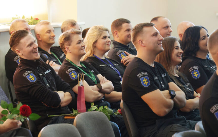Angelų sargų dieną pagerbti Ukmergės policijos pareigūnai ir pilietiški gyventojai